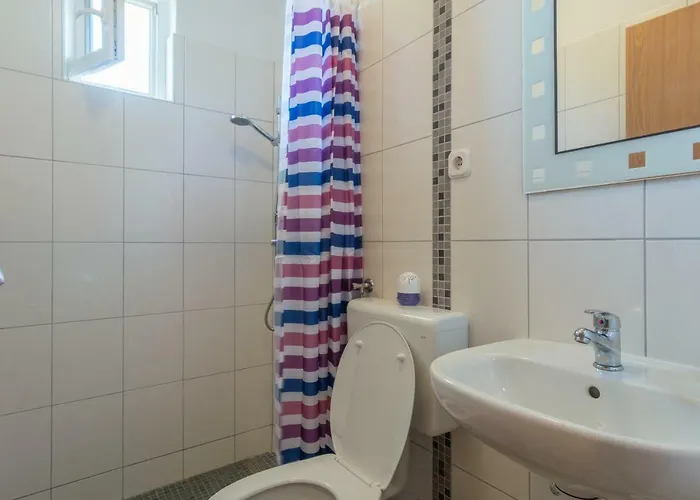 Lotus 公寓 Sukošan