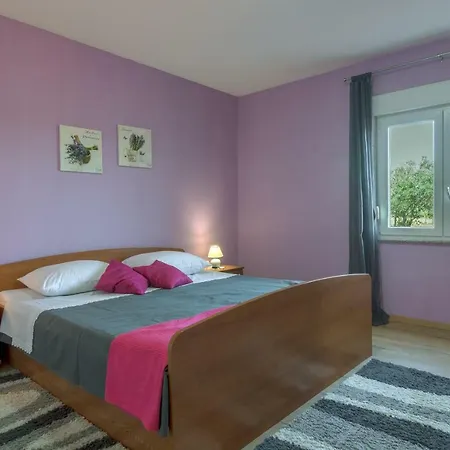 Lotus Appartement *